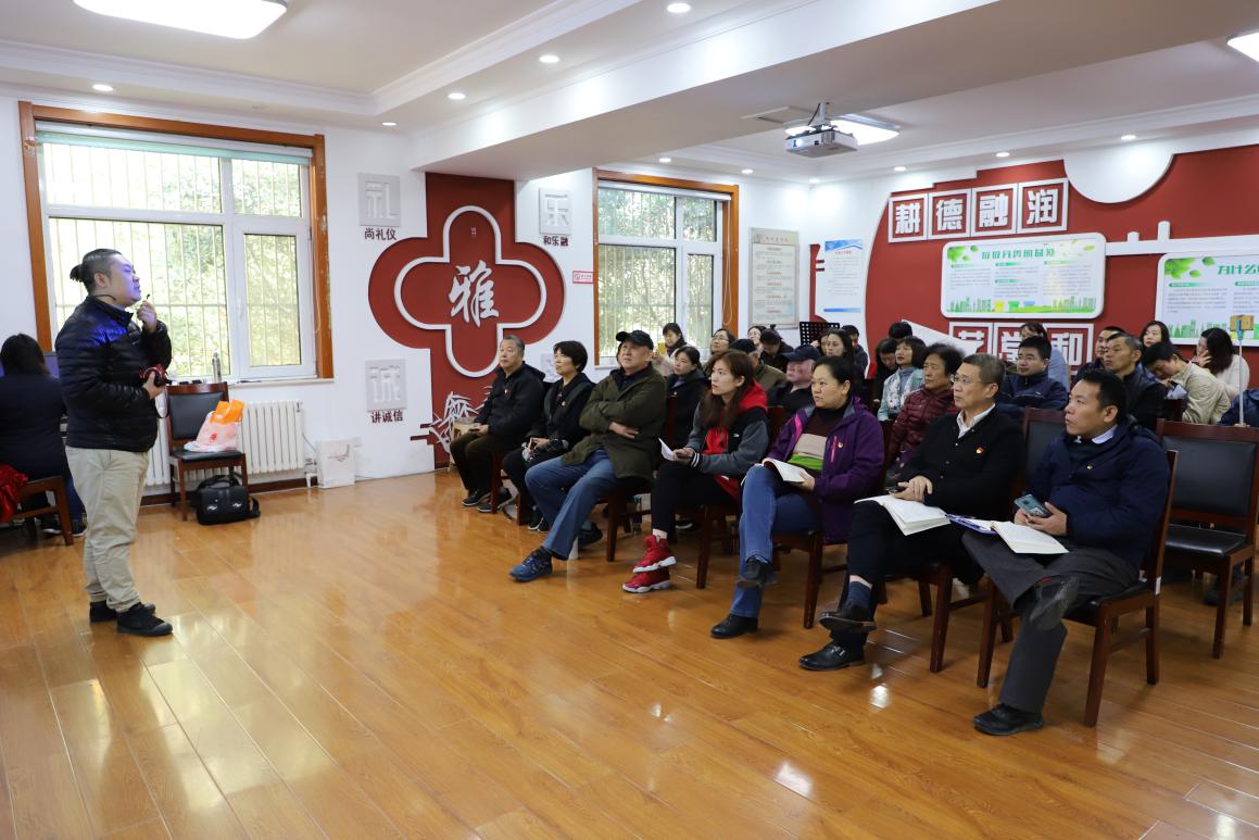 紅色基因融入社區(qū) 文化力量潤澤民心——學校黨組織開展進社區(qū)講黨課與文化藝術交流活動紀實